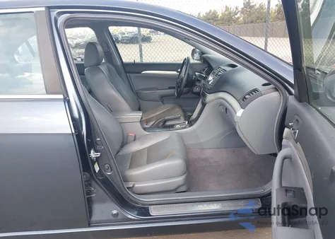 2004 Acura Tsx z USA, uszkodzony, nr VIN JH4CL96884C040044